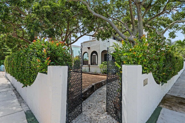 Foto del edificio - 531 N Lakeside Dr
