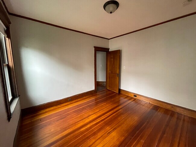 Foto del edificio - 64 Adams St