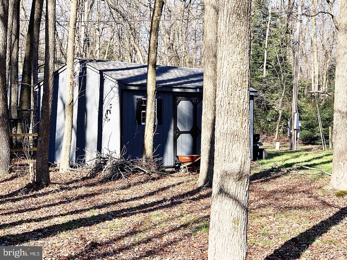 Primary Photo - 7229 Whiteleysburg Rd