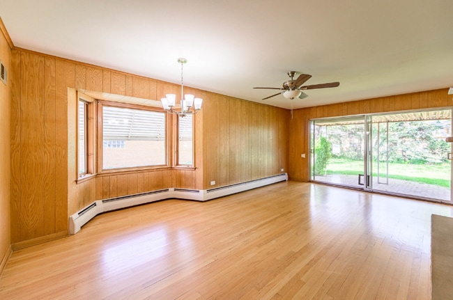 Building Photo - 2144 Parkside Dr