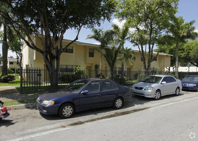 Foto del edificio - Legacy Russ Allen