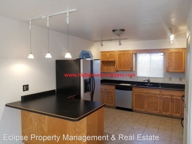 Building Photo - 3 br, 2 bath House - 637 Avalon Ct.