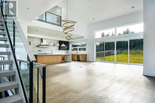 Photo du bâtiment - 176 W Ridge Dr