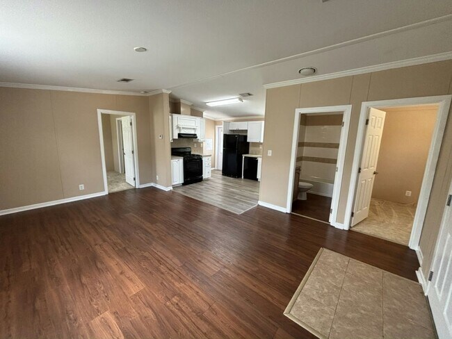 Foto del edificio - 6305 Colonial Dr