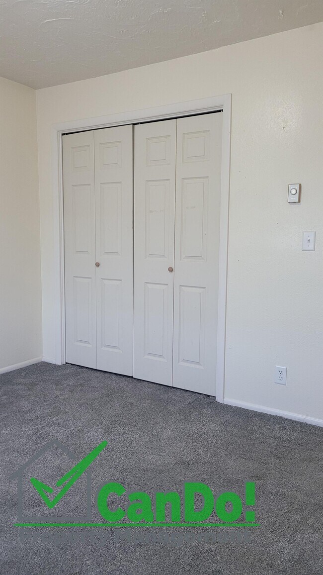 210 Carol Dr Unit 2102, Blackfoot, ID 83221 Room for Rent in