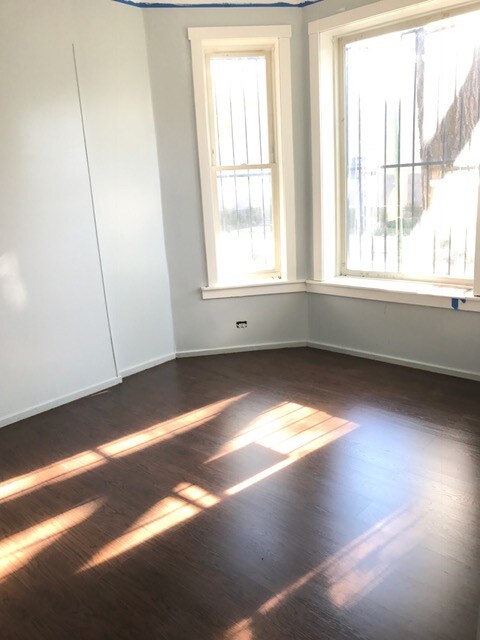 Foto del edificio - 4246 W Adams St