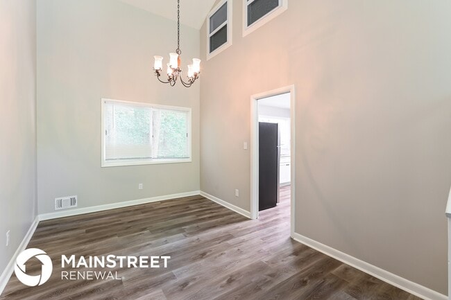 Building Photo - 1039 Huntingdon Ct