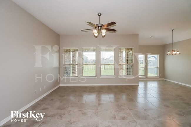 Building Photo - 6211 Kolle Dr