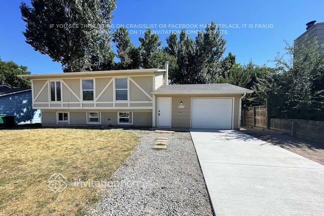 Building Photo - 4630 S Braun Ct