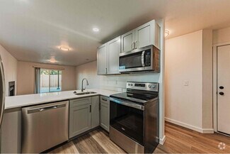 Building Photo - 6731 Dublin Loop W