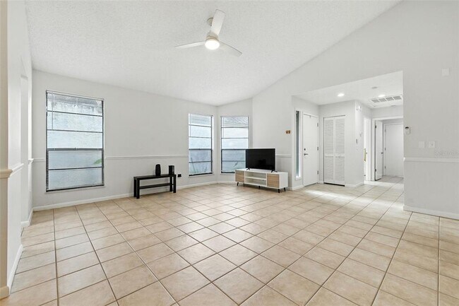 Foto del edificio - 4404 Oak Harbor Dr