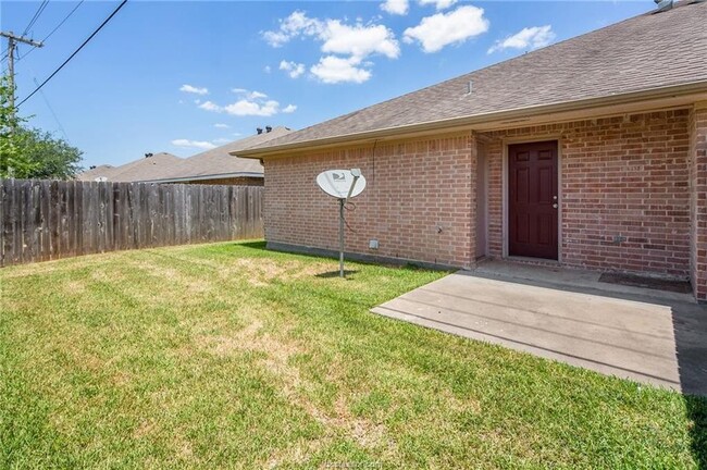 Building Photo - 3764 Oldenburg Ln