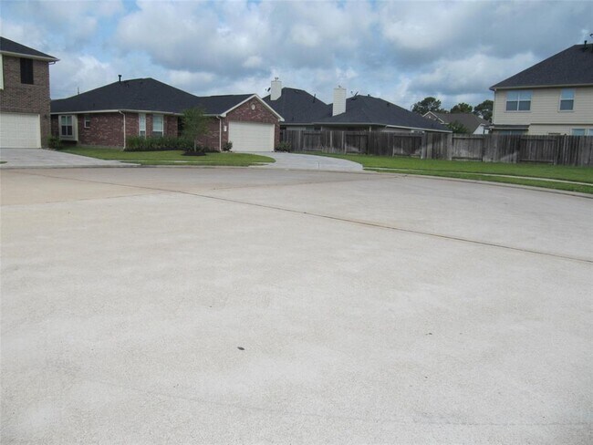 Foto del edificio - 24515 Eagle Haven Dr