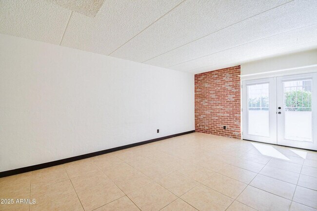 Foto del edificio - 3416 N 44th St