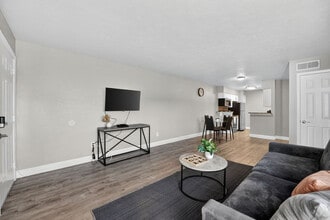 Building Photo - 9763 Audelia Rd