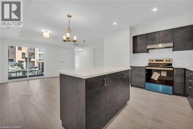 Building Photo - 10 URBANE Blvd