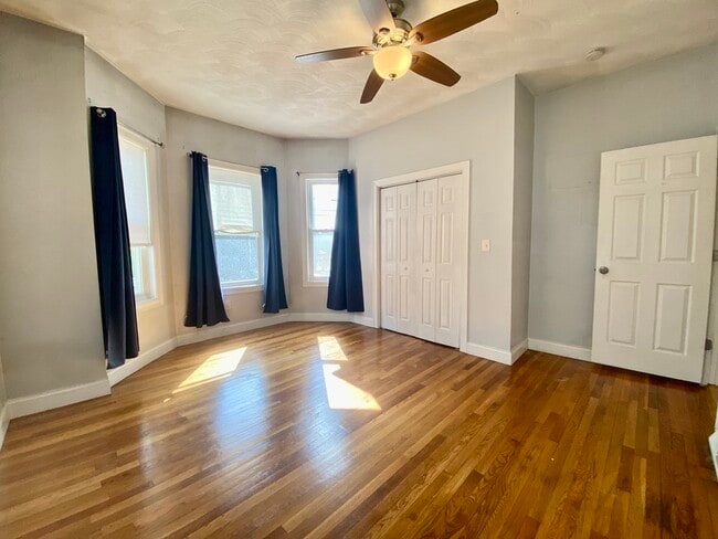 Building Photo - 56 Berkeley St