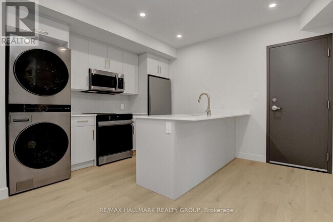 Photo du bâtiment - 137 Marquette Ave