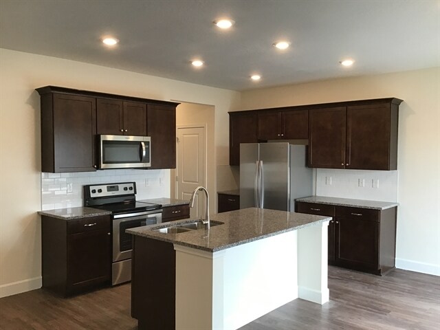 Foto del edificio - 2402 E Wild Horse Way