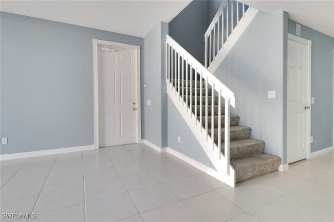 Building Photo - 28721 Alessandria Cir
