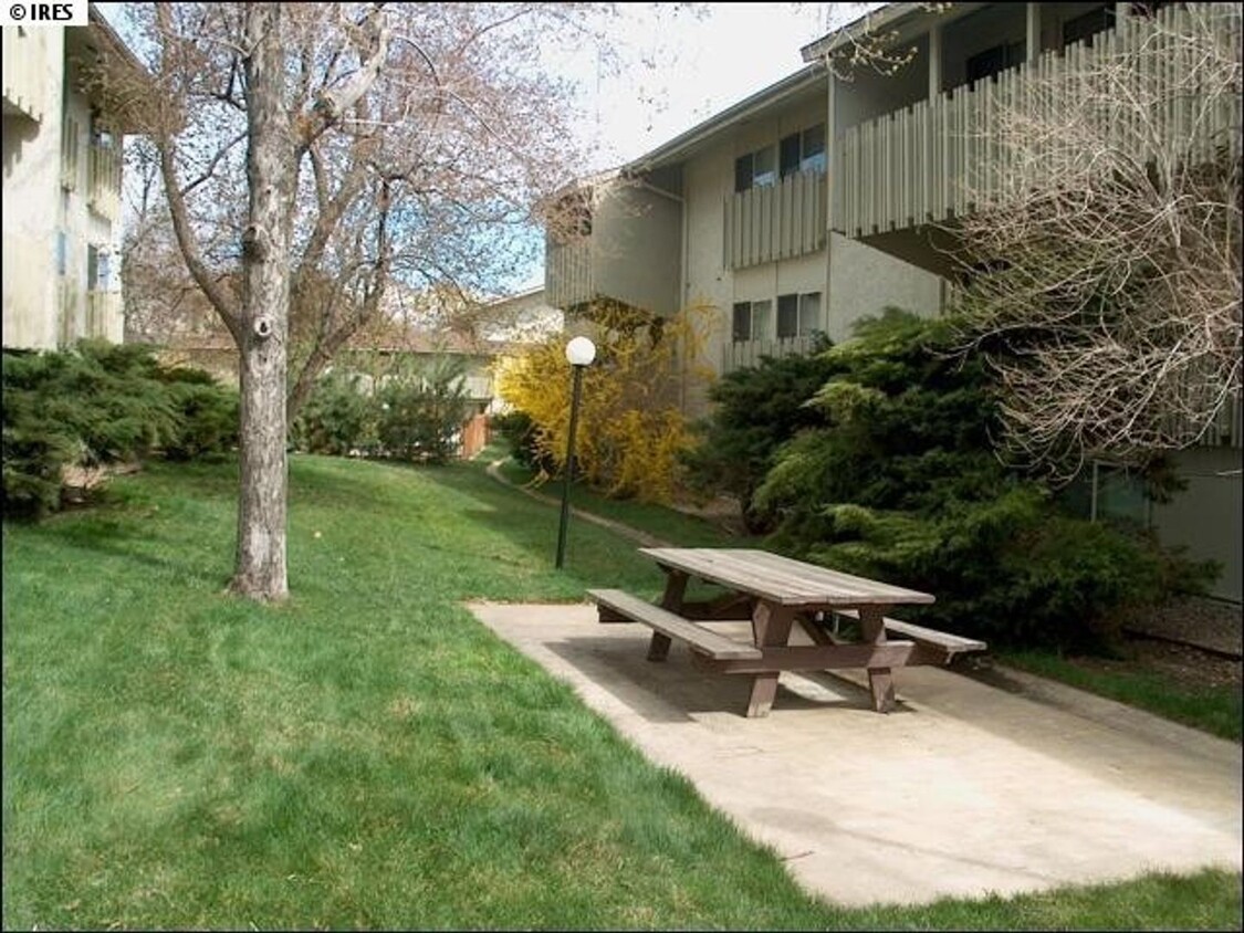 Foto del edificio - Two Mile Creek Studio Apartment!