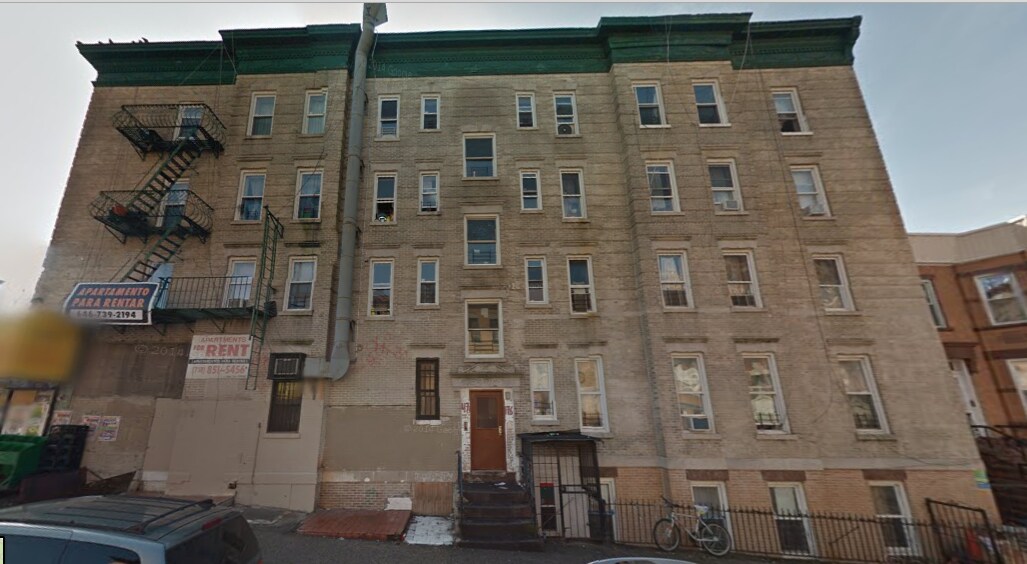 Building Photo - 476 46th St
