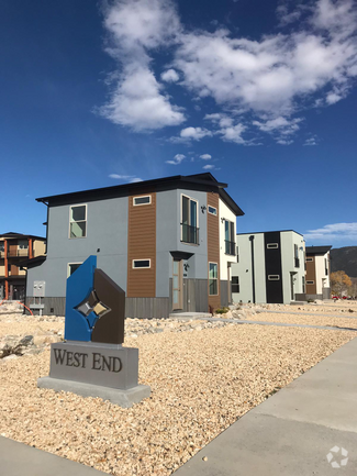 Building Photo - 100 Cotopaxi Ln