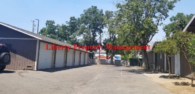 Building Photo - Apartment For Rent in Fresno