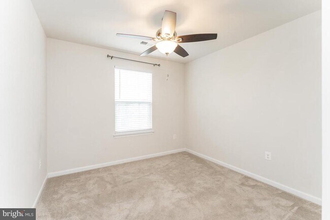Foto del edificio - 9907 Cedarmass Cir