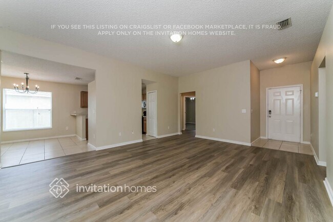 Foto del edificio - 491 Basking Ridge Ct
