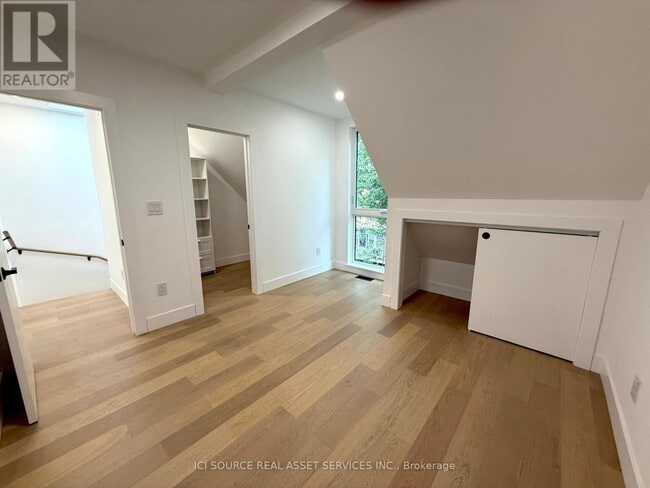 Building Photo - 146-146 Brunswick Ave