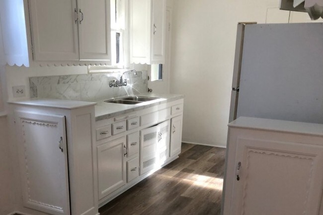 Kit-new tile, sink & floor - 1408 N Mansfield Ave