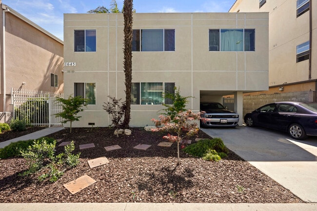 Building Photo - 1645 Federal Ave