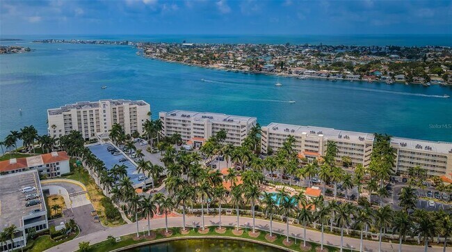 Foto del edificio - 6105 Bahia Del Mar Cir