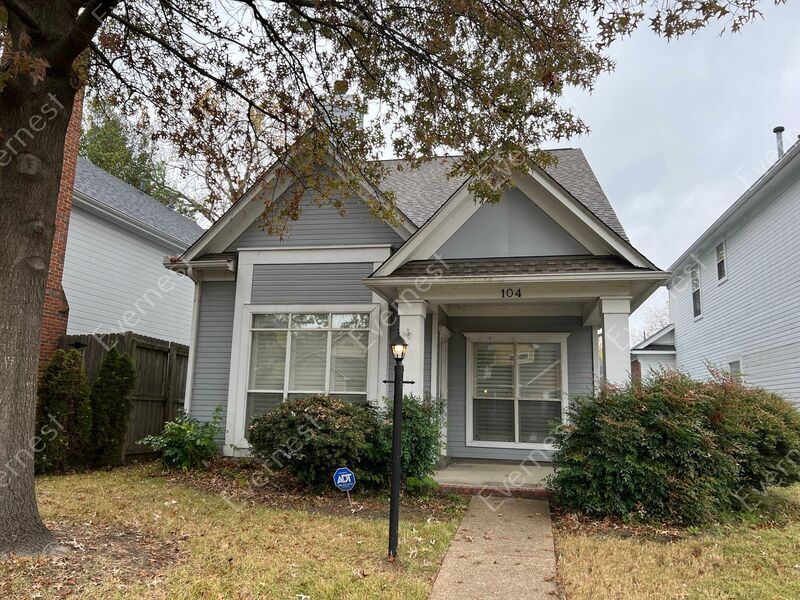Primary Photo - 104 Island Pl