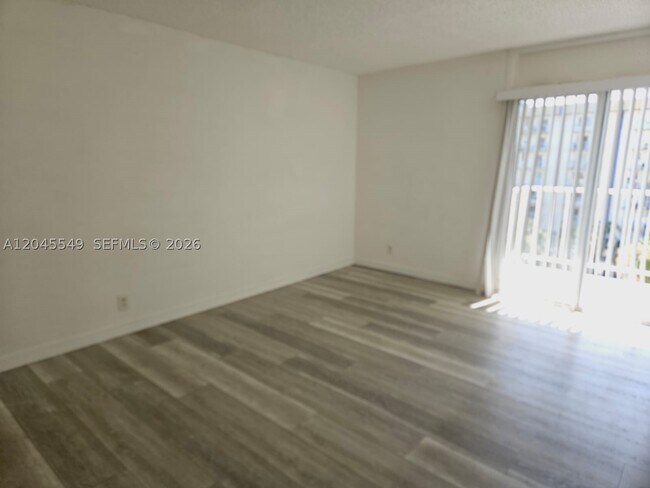 Building Photo - 4550 NW 9th St