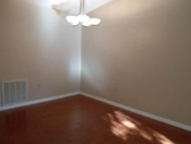 Foto del edificio - 1141 Deer Hollow Pl