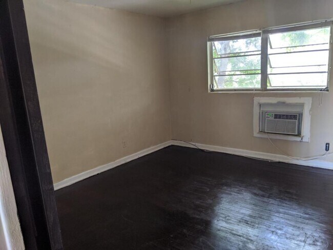 Foto del edificio - 26 Carmalt St. #45, Cocoa, FL 32922