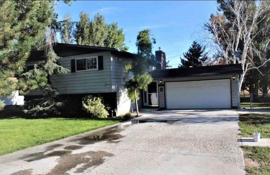 Building Photo - 620 Fletcher Dr