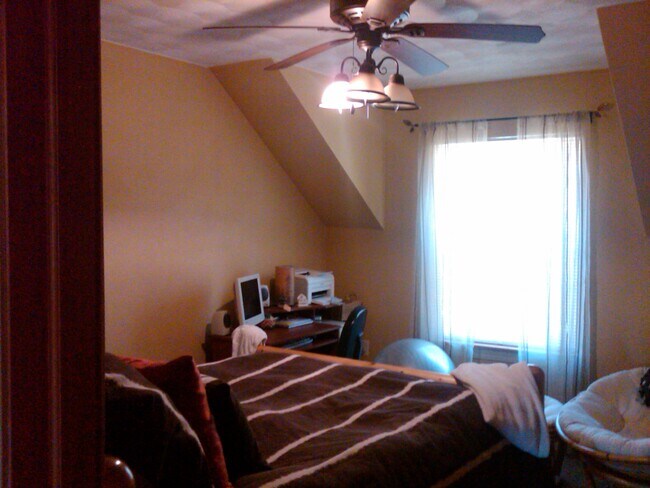 Foto del edificio - 625 S Janesville St