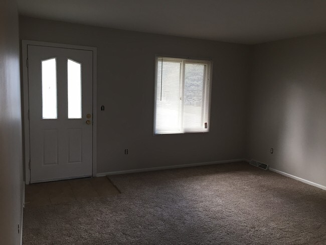 Foto del edificio - 5926 Ridgebrook Ave SE
