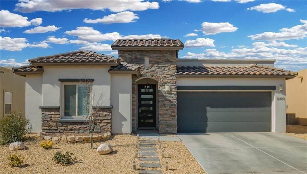 Foto principal - 5405 Grove W Dr