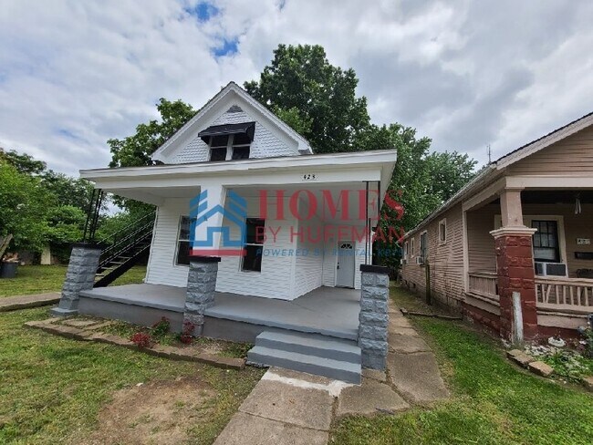 Building Photo - Upstairs | Two Bedroom Duplex
