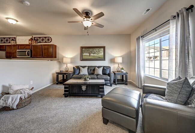 Foto del edificio - 7604 Sand Lake Heights