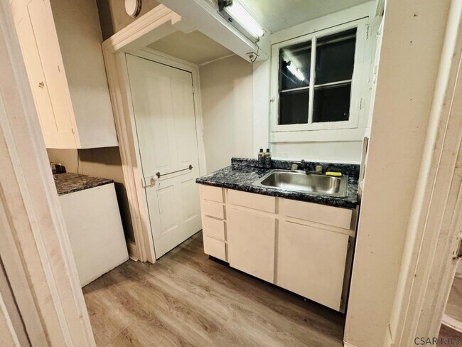 Foto del edificio - 195 D St