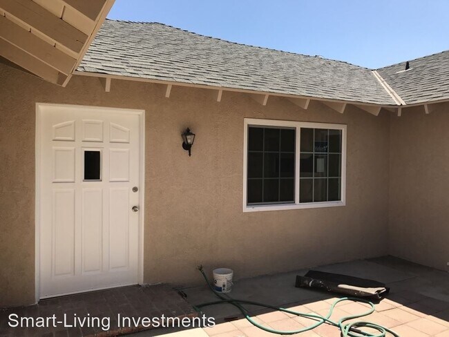 Foto del edificio - 4 br, 2 bath House - 3158 Dawnview Ave