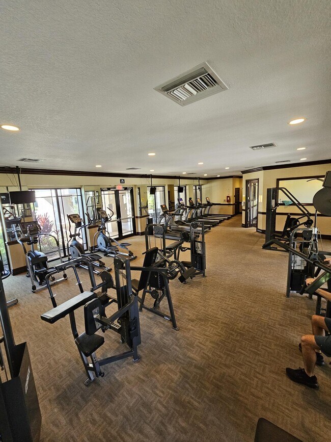 Building Photo - 2805 Veronia Dr