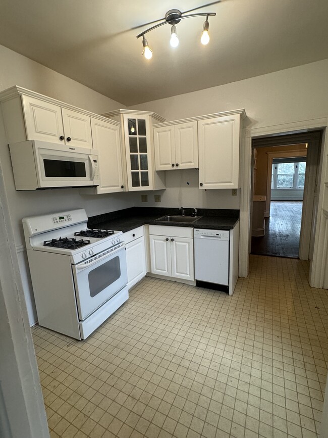 Photo - 503 Strawberry St Townhome