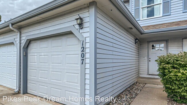 Foto del edificio - 3 br, 2.5 bath House - 1207 Firefly Circle