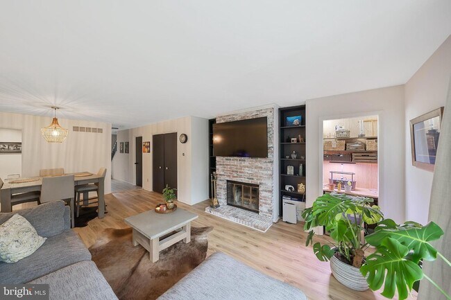 Foto del edificio - 7 Foxtail Ct